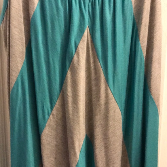 Ella Moss tank top - Picture 2 of 3